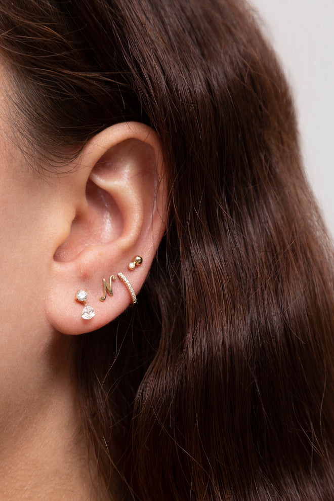 Arete Topacio Blanco con Rosca Interna