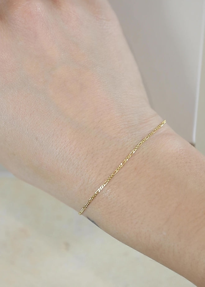 Figaro - Forever Chain Bracelet